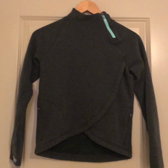 athleta girl criss cross hoodie